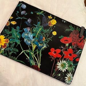 Alice & Olivia Floral Wristlet